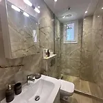 Agora Luxury Flat 1 *