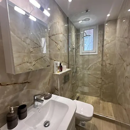 Agora Luxury Flat 1 *